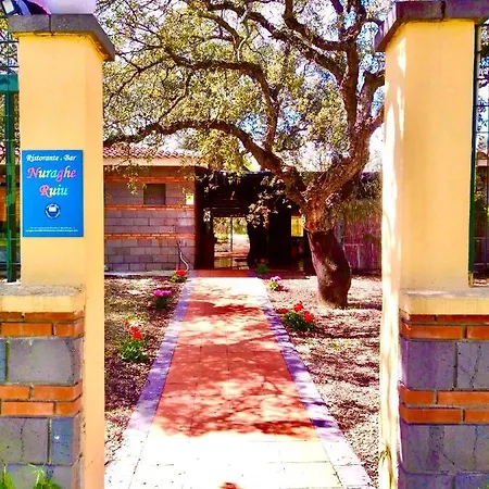 Nuraghe Ruiu & Ferienhaus *