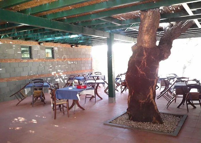 Дом отдыха Nuraghe Ruiu & *